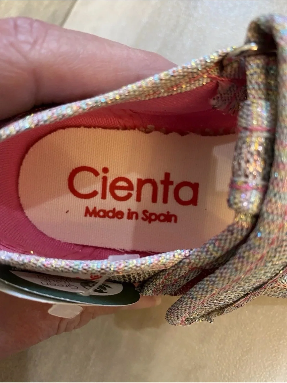 NWT Cienta Rainbow Sparkle Mary Jane T-Strap Mary Jane Sneaker toddler girl 6.5